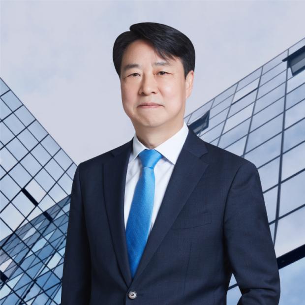 차장검사 역임 이기석 대표변호사